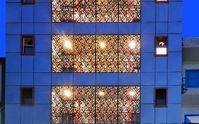 Hotel Hari International - Noida Sector 11